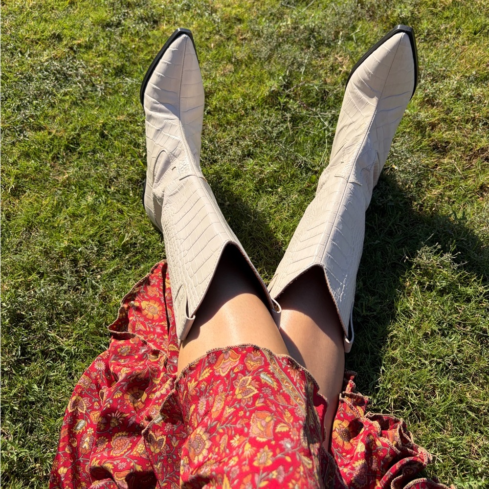 & Other Stories Stone White Genuine Leather Knee High Cowboy Style Boots